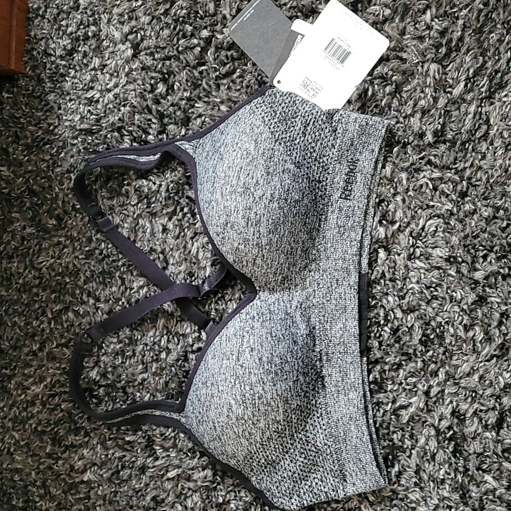 NWT Reebok Sports Bra Size S